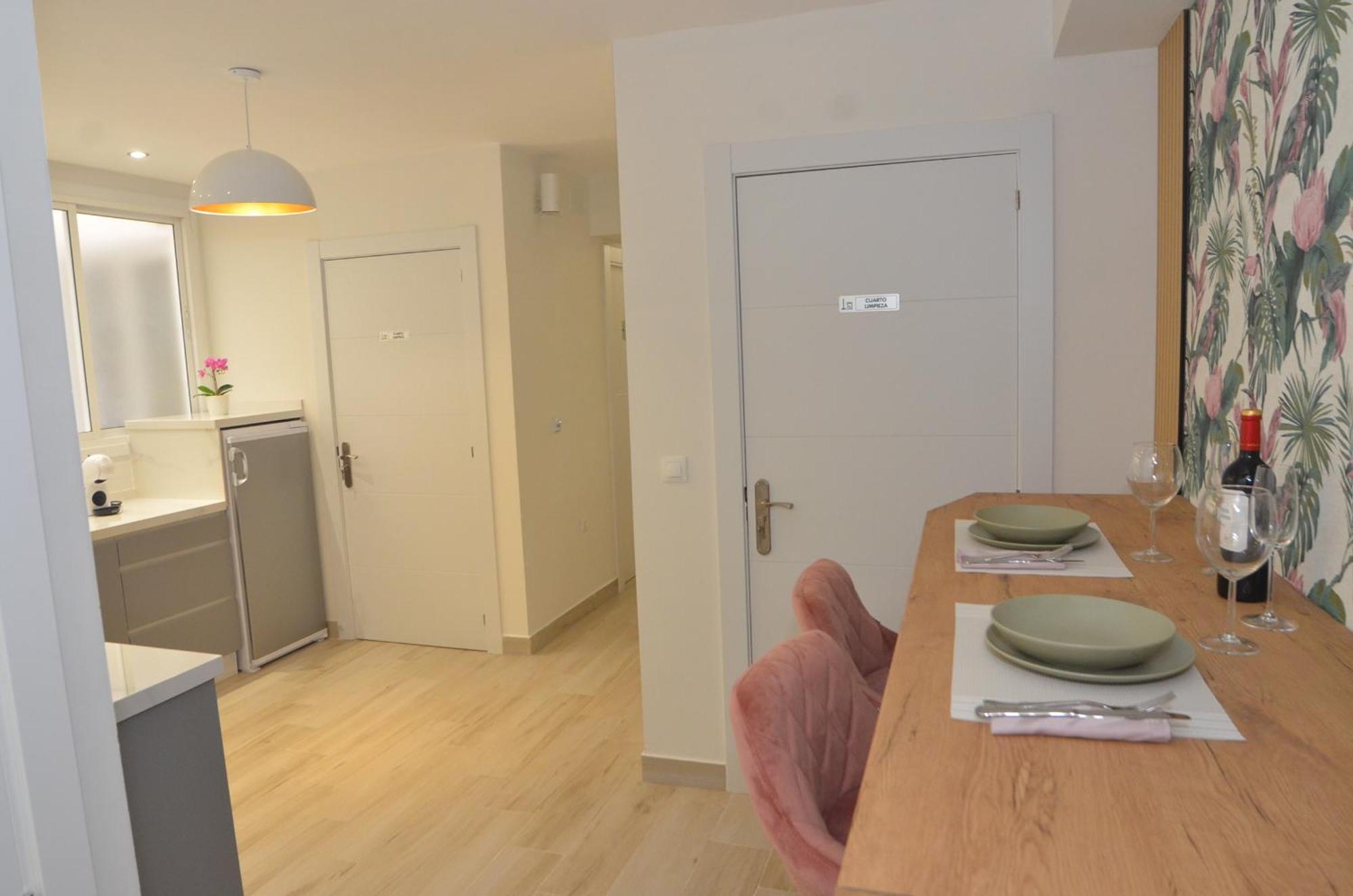 Alojamiento Beethoven Luxury Malaga Bagian luar foto