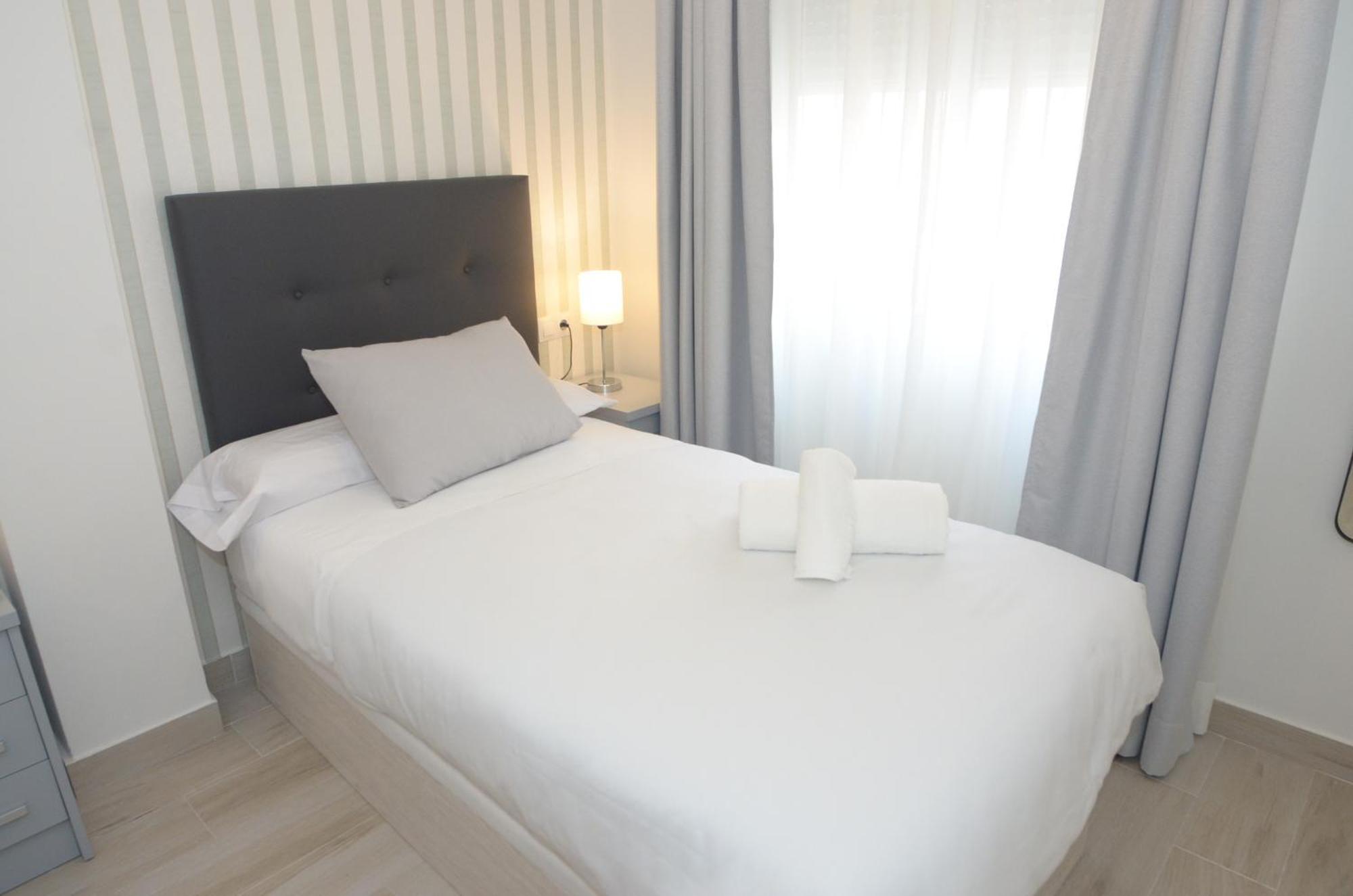 Alojamiento Beethoven Luxury Malaga Bagian luar foto